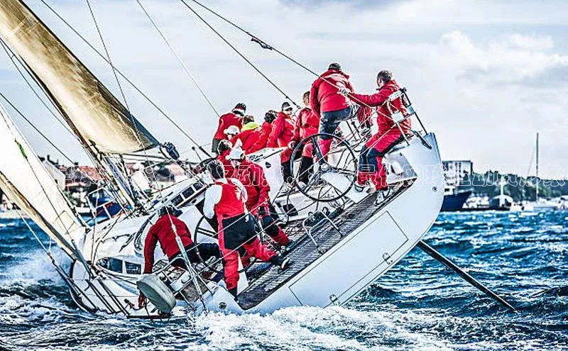 球速体育welcomeARGA公司女子足球头像：简单又动感，打造最佳网球运动员形象